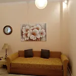 公寓 Ennie's Place Corfu (city)
