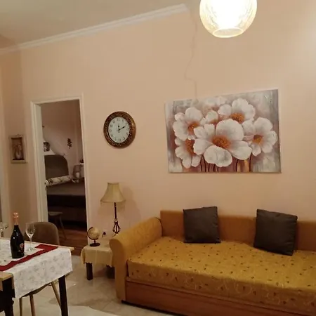 Διαμέρισμα Ennie's Place