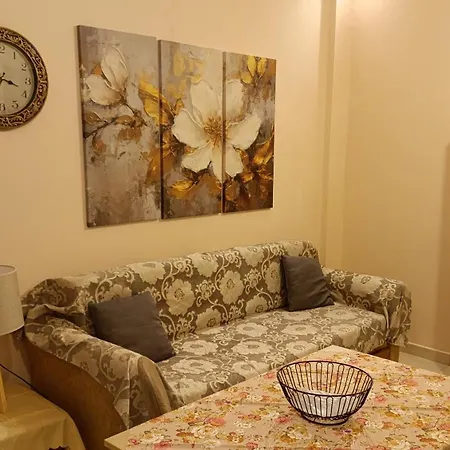 Ennie's Place Corfu (city)