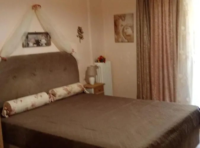 Ennie's Place * Corfu (city)